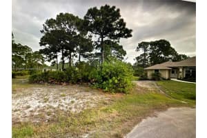 14 Stern Pl, Port Charlotte