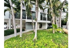 155 Sunrise Dr 3a, Key Biscayne