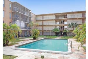 4848 Nw 24th Ct 232, Lauderdale Lakes