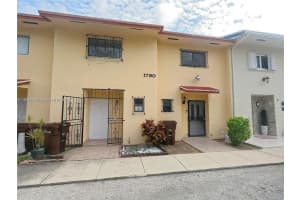1790 W 58th St 6, Hialeah