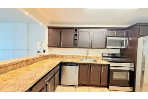 1465 Ne 123rd St 205, North Miami