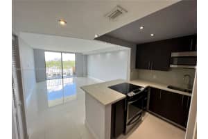 2350 Ne 135 St 701, North Miami