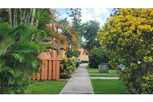 7231 Miami Lakes Dr C20, Miami Lakes