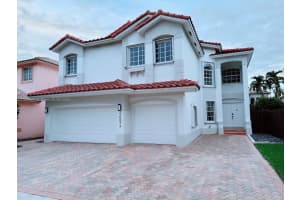 10873 Nw 71st St, Doral