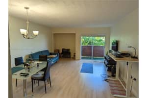 1205 Mariposa Ave 409, Coral Gables