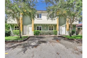 425 Nw 40th Ct 425, Oakland Park