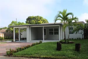 241 Ne 55th St, Oakland Park