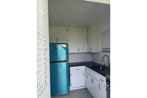 2823 Monroe St R, Hollywood