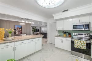 1521 Arthur St 1521, Hollywood