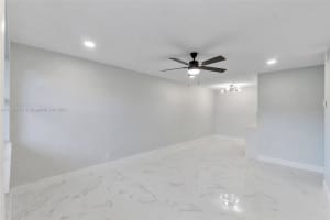 5305 Nw 18th Cvt 5305, Lauderhill