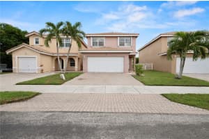 6714 Nw 39th Ln, Lauderhill