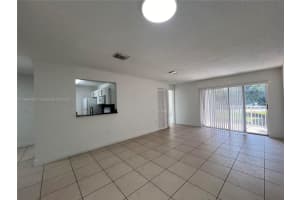 4704 Nw 114 Av 204-1, Doral