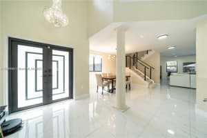 1451 Sw 11th Pl, Fort Lauderdale