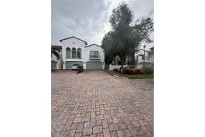 4425 Hidden Harbour Ter 4425, Dania Beach