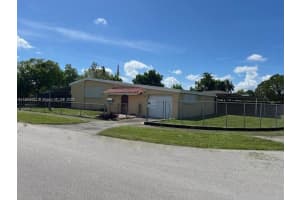 620 Nw 182nd Ter, Miami Gardens