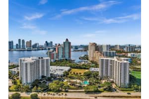 3300 Ne 191st St Lp04, Aventura 3300 Ne 191st St Lp04, Aventura