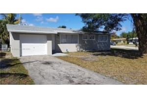 941 Ne 50th St, Deerfield Beach