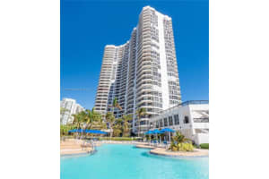 19195 Ne 36th Ct 2902, Aventura