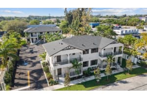 5750 Sw 44th Street 201, Davie
