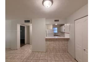 210 Fontainebleau Blvd 210, Miami
