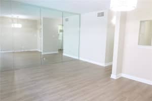 1010 Se 15th St 110, Fort Lauderdale