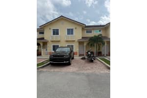 7458 Nw 179th Ter 7458, Hialeah