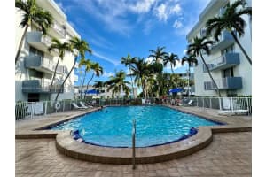 1801 S Treasure Dr 109, North Bay Village