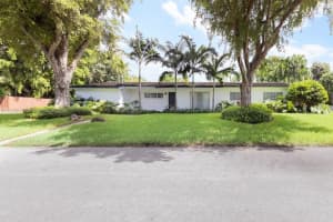 5801 Sw 100th St, Pinecrest