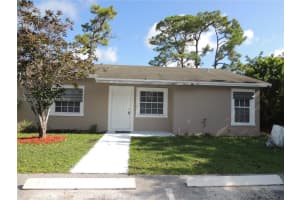 2225 Laura Ln 2225, West Palm Beach
