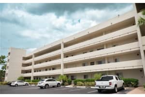 3178 Via Poinciana 303, Lake Worth