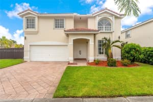 16575 Sw 101st Ter, Miami