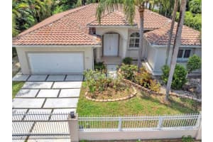 820 Tangier St, Coral Gables