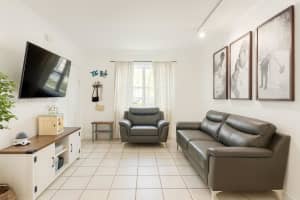 2200 Nw 78th Ave 105, Pembroke Pines