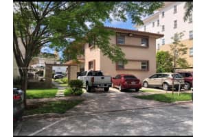 110 Zamora Ave 4, Coral Gables