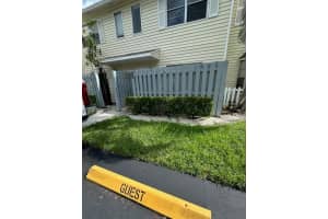 89 Sw 3rd St, Pompano Beach