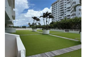 199 Ocean Lane Dr 203, Key Biscayne