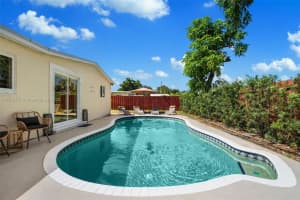 5920 Ne 2nd Ter, Oakland Park