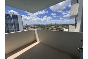 2899 Collins Ave 1526, Miami Beach