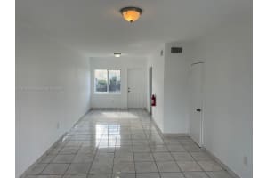 406 Nw 84th Ter 406, Miami