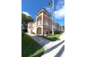 1240 Se 28th Ct 101, Homestead