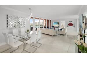 3370 Hidden Bay Dr 2010, Aventura