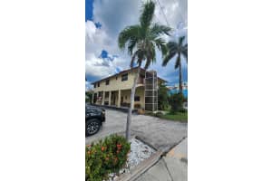 513 S Ocean Dr A, Hollywood