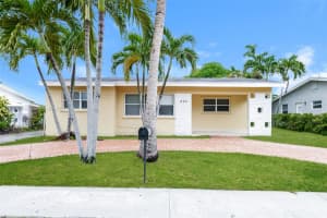 305 Sw 9th Ter, Hallandale Beach