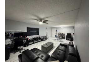 13700 Sw 62 Street, Miami