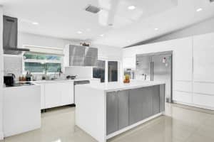 2190 Ne 122nd St, North Miami