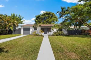 1635 Liberty St, Hollywood