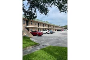 1021 Se Monterey Rd 1-20, Stuart