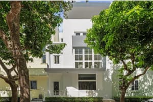 211 Water Way, Miami Beach