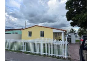 685 Se Park Dr, Hialeah