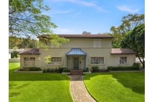 3015 Granada Blvd, Coral Gables